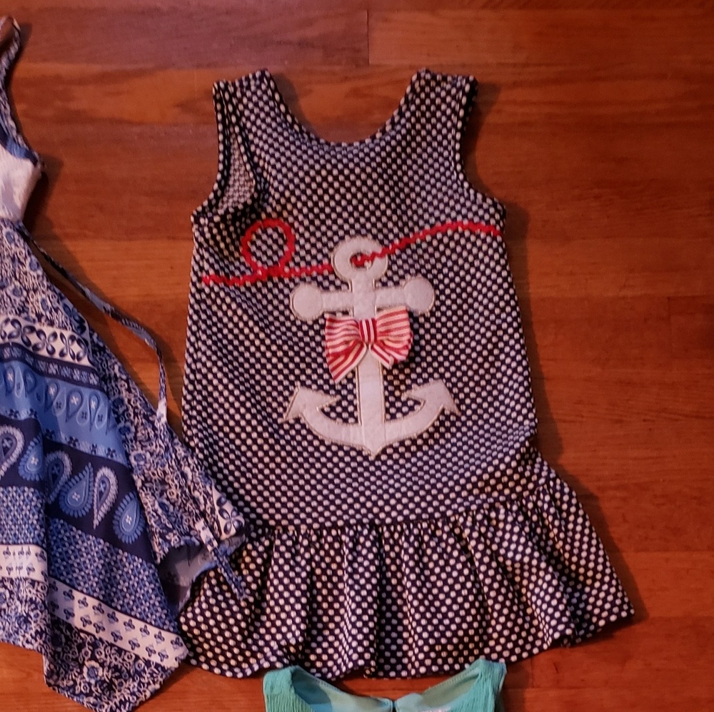 🌟 2 for 10 girls dresses